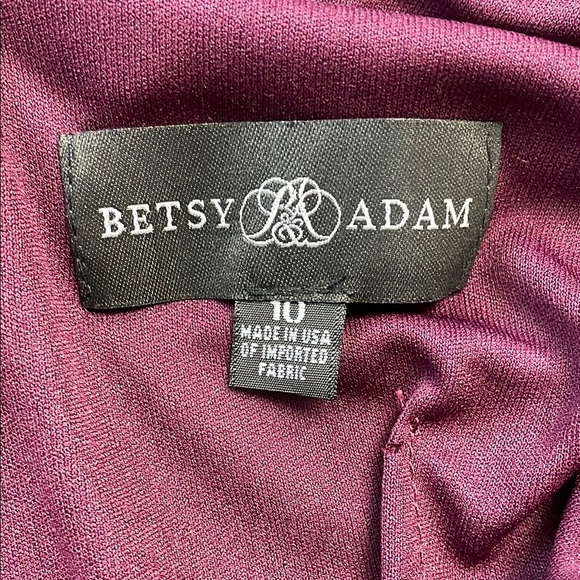 NWT Betsy & Adam Cape Long Sleeve Trumpet Gown Wine Cabernet Purple Sz 10 - Picture 8 of 13